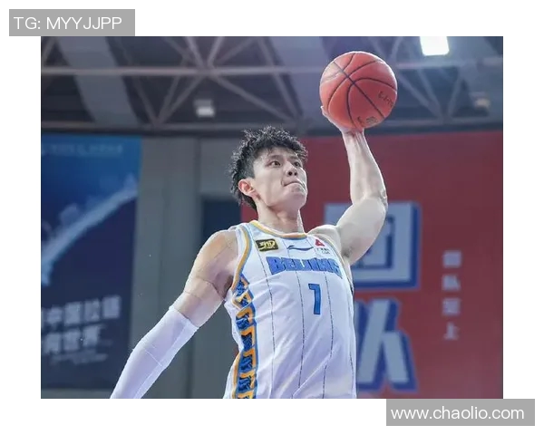 曾凡博:从篮球新星到职业赛场的奋斗历程与未来展望 曾凡博:从篮球新星到职业赛场的奋斗历程与未来展望