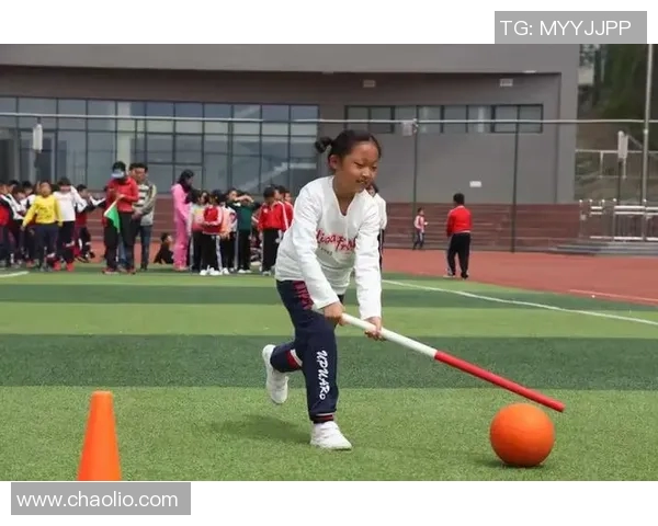 泉润学校足球比赛精彩视频直播全程回顾与精彩瞬间分享