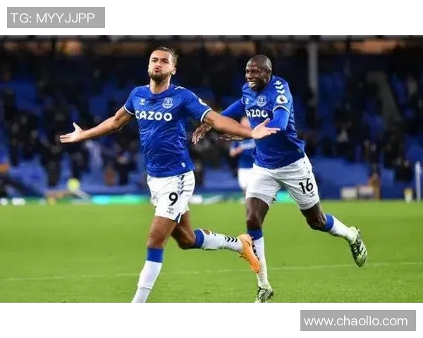 维拉与埃弗顿实力对比分析谁将在对决中占据上风