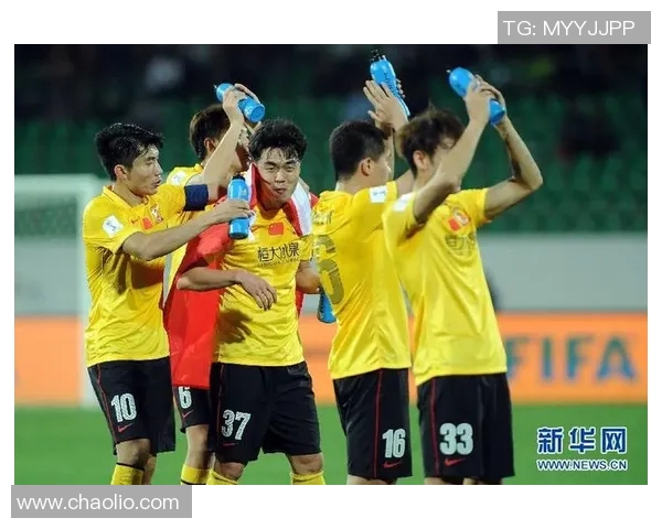 广州恒大对阵拜仁慕尼黑新浪直播全程回顾与精彩瞬间分析