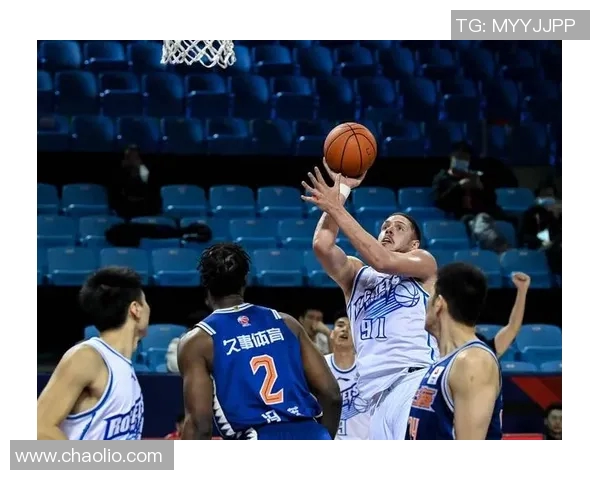 刘铮的奋斗历程与篮球梦想如何激励年轻一代追求卓越与坚持不懈的精神